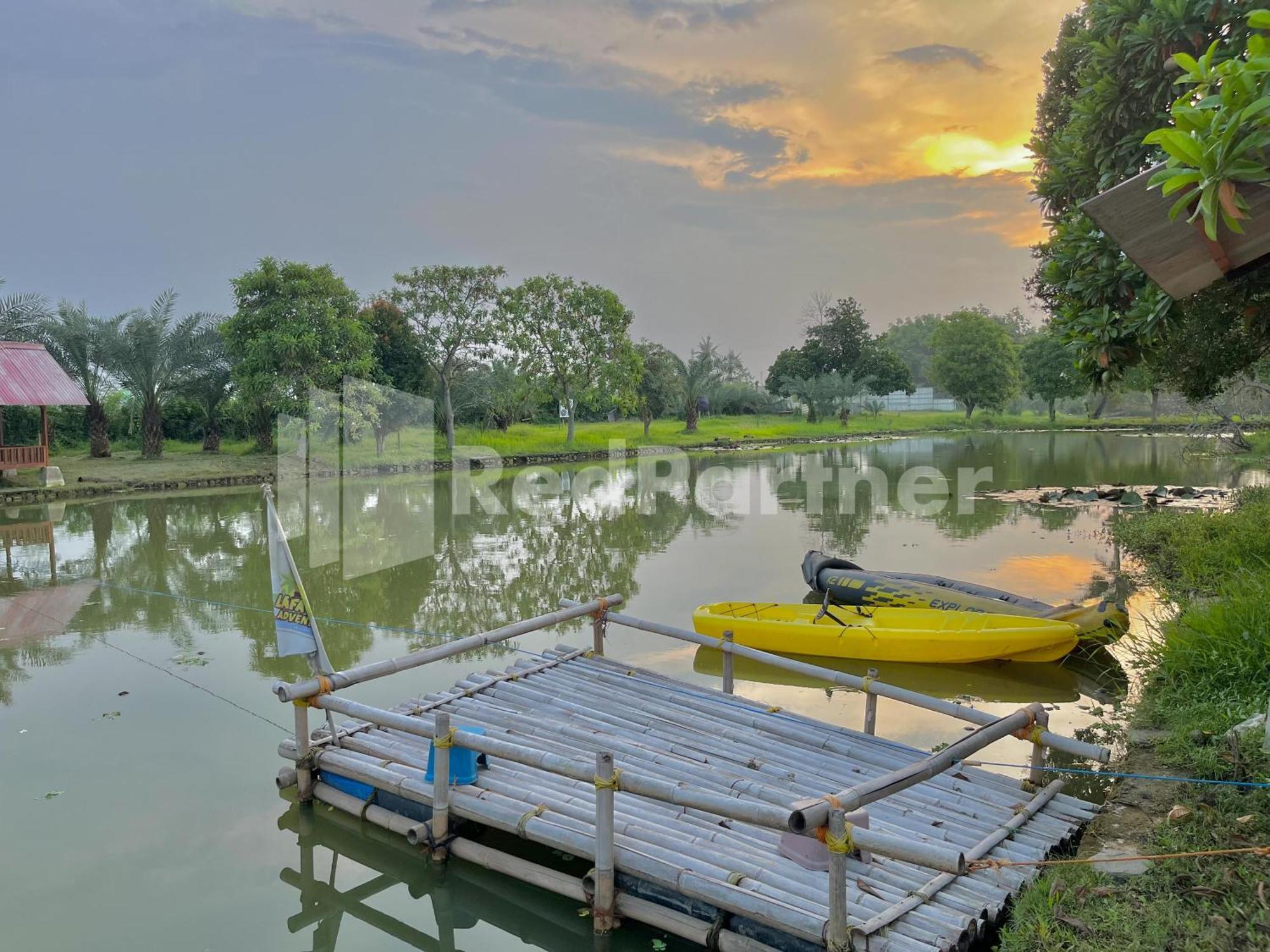 Lafa Park Syariah Rengas Bandung Cikarang Redpartner Hotel Cibeber Exterior photo